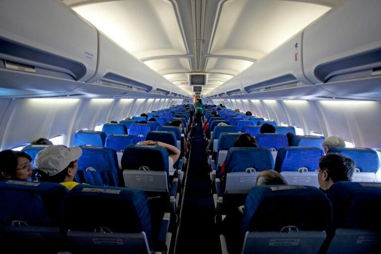 United Airlines Partners With Starbucks for Free In-Flight Coffee